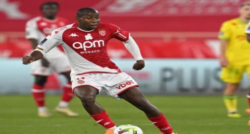 بعد رفضه دعم المثلية.. الدوري الفرنسي يعاقب محمد كامارا لاعب موناكو